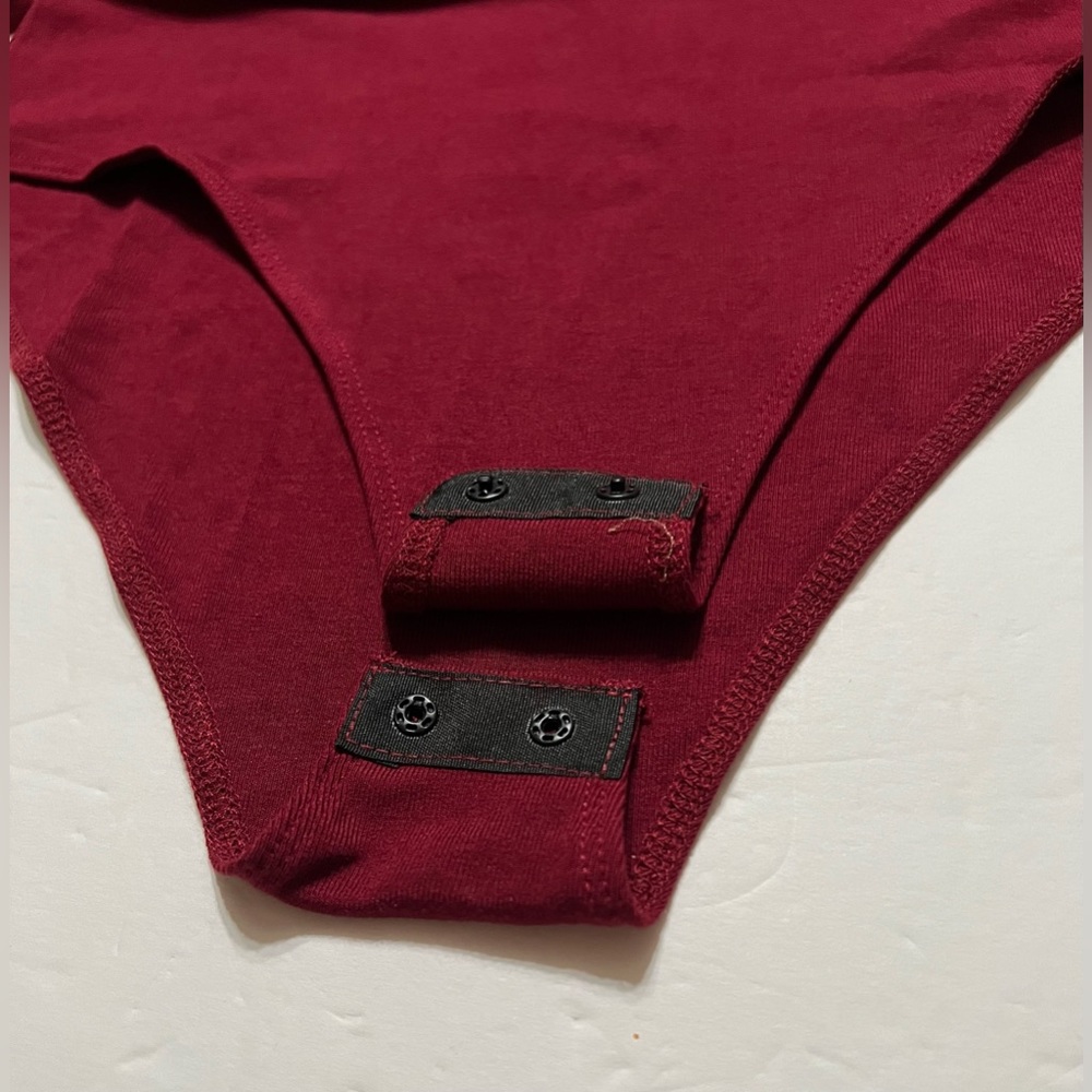 NWT Mango Pop Red V-neck Body Suit Long sleeve Size S - Picture 3 of 5